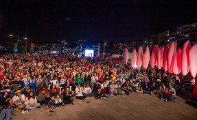 İzmir Körfezi’nde bayram havası