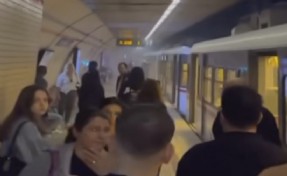 İzmir Metro'da duman paniği!