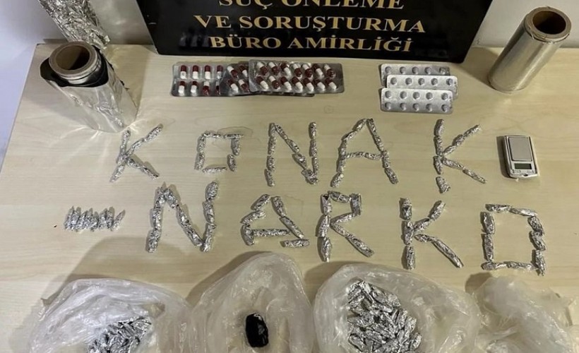 İzmir’de arama yapılan evlerden uyuşturucu çıktı