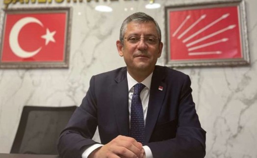 Özgür Özel: CHP'yi ayağa kaldıracak bir genel başkan vadediyoruz