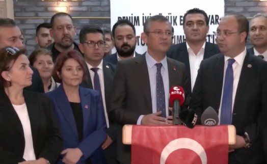 Özgür Özel: Değişimi genel başkanın şahsına indirgeme haksızlığı yapmıyoruz