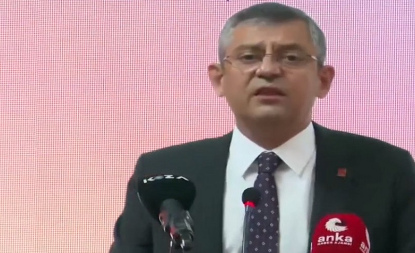 Özgür Özel'den 'değişim' mesajı: Tepeden tırnağa, liderden kadroya...