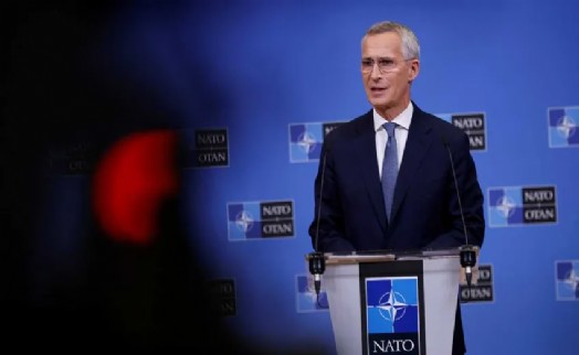 Stoltenberg İsveç'in NATO üyeliği için tarih verdi