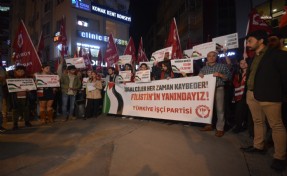 TİP İzmir İl Örgütü, İsrail'in Filistin'e yaptığı saldırıları protesto etti