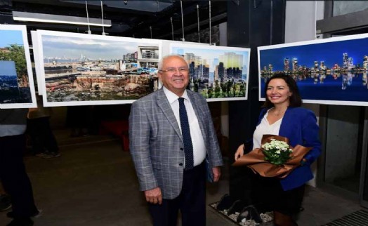 Karabağlar'da 'Kent Mi?' konulu fotoğraf sergisi törenle açıldı