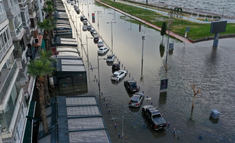 ŞPO İzmir Şubesinden İzmir'in sular altında kalmasına tepki: Yerel yönetim seçimleri, popülizmin etkisi ile...