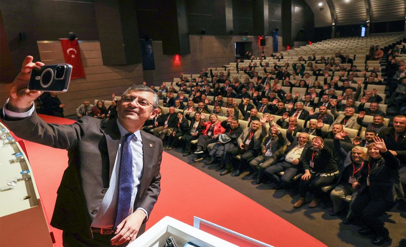 CHP'de 'muhtar' zirvesi: İzmir'in muhtarları Ankara'da