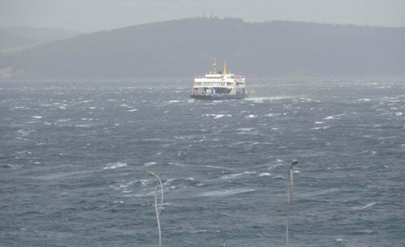 Çanakkale Boğazı, gemi geçişine kapatıldı