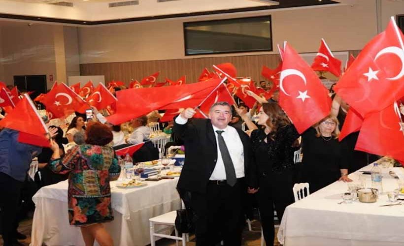 Çeşme Belediyesi'nden öğretmenlere geleneksel yemek