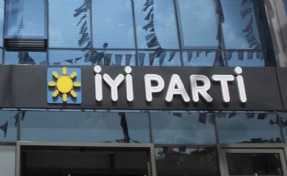 İYİ Parti'de toplu istifa açıklaması!