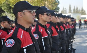 İzmir'de yunuslar ve güven timleri, suçluları tek tek yakaladı