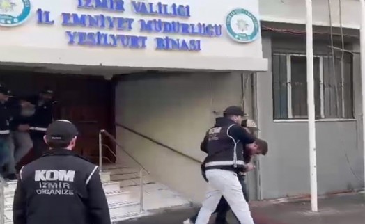 İzmir’deki yasa dışı silah ticareti operasyonunda 2 tutuklama