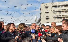 Özgür Özel'den Bakan Işıkhan'a 'yoksulluk' tepkisi