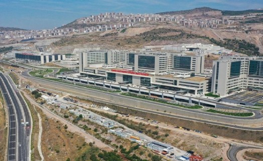 Bakan Koca'dan Şehir Hastanesi raporu: 2 ayda 250 bin hastaya hizmet