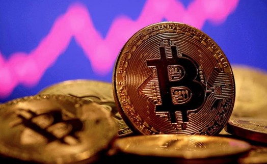 Bitcoin 20 ayın zirvesine çıktı