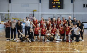 Göztepe Voleybol, ikinci sıraya yerleşti