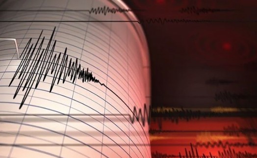 Marmara Denizi'nde 3 dakika arayla 2 deprem