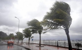 İzmir'in kuzeyine fırtına uyarısı!