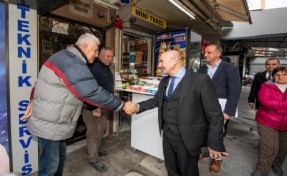 İzmir’de selzedelere ilk destek ödemesi yapıldı