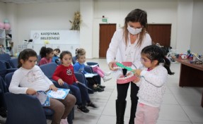 Karşıyakalı çocukların gülüşleri Belediye’ye emanet