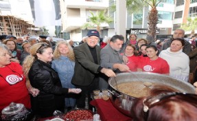 Narlıdere 'Toprak Ana Günü'nü nar ve aşure ile kutladı