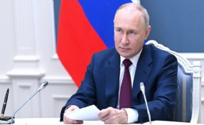 Putin, 2024'teki başkanlık seçimlerinde yeniden aday olacak