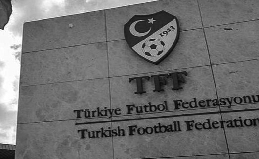 TFF'den tarihi karar! Tüm ligler ertelendi