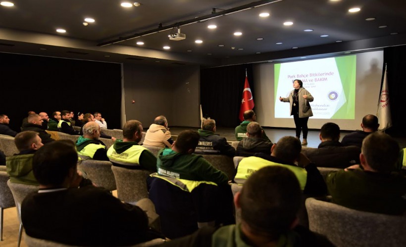 Yeşil Bornova’da daha estetik görünüm için budama eğitimi