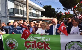 13. Emiralem Çilek Festivali'ne yoğun ilgi