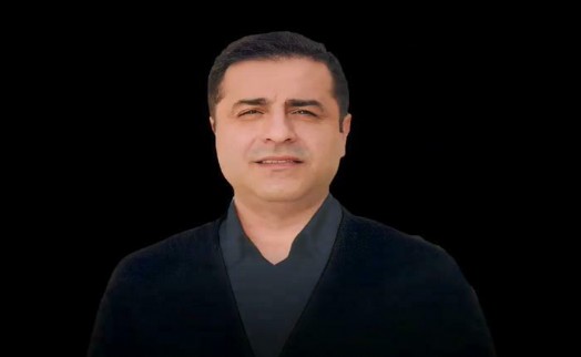 Selahattin Demirtaş: ‘Siz benim ceketimi bile asamazsınız’