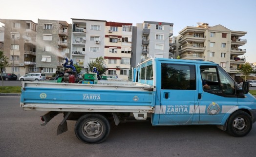 Buca’da sivrisineklere karşı ilaçlama başladı