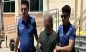 Çeşme'deki otelden dizüstü bilgisayar çalan zanlının 167 suç kaydı çıktı