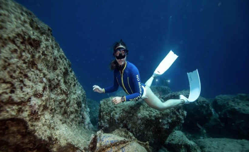 Dalış kıyafetleri gümrüğe takılan rekortmen milli sporcu Şahika Ercümen isyan etti