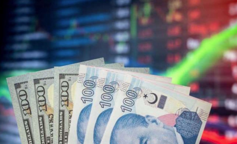 Dolar ve Euro yeni güne de rekorla başladı