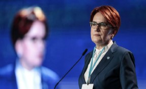 Akşener yeniden genel başkan, yönetim belirlendi