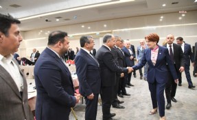 İYİ Parti il başkanlarından Akşener'e destek!