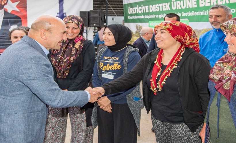 İzmir Büyükşehir Belediyesi üreticiye küçükbaş hayvan desteğini sürdürüyor