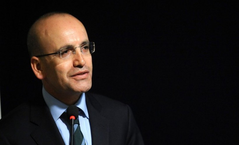 Mehmet Şimşek ekonominin dümenine geçti