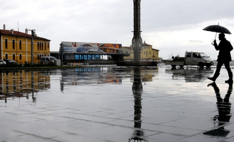 Meteoroloji uyardı: İzmir'e sağanak geliyor!