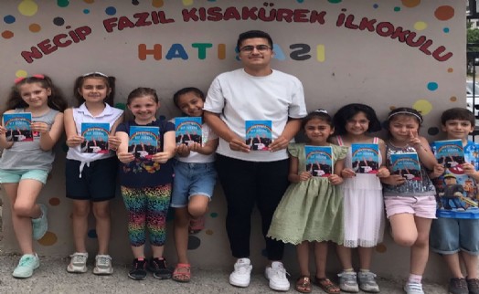 Öğretmen teşvik etti, öğrenciler kitap yazdı