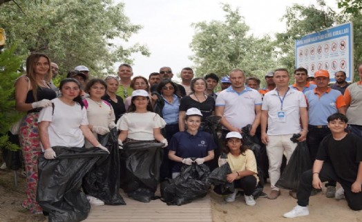 Seferihisarlı çevre gönüllüleri doğa için seferber oldu