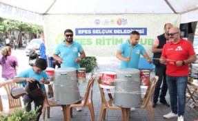 Selçuk’ta 'Atığını Getir, Hediyeni Götür' etkinliği