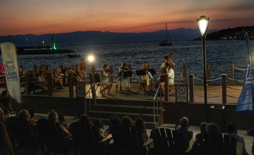 Çeşme ve Alaçatı Gün Batımı konserleri devam ediyor