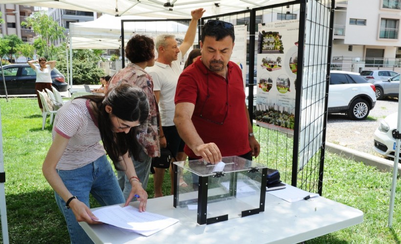 Başkan Tugay, Karşıyaka’yı halkla birlikte yönetiyor