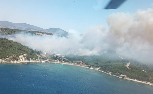 İzmir'deki orman yangınıyla ilgili gözaltına alınan 2 kişi serbest