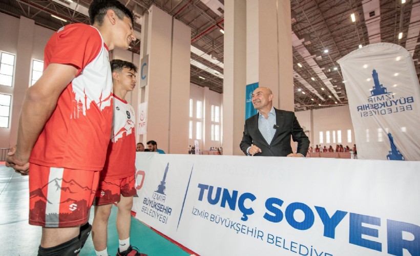 İzmir’in yeni spor uygulaması Sporİzmir kullanıma sunuldu