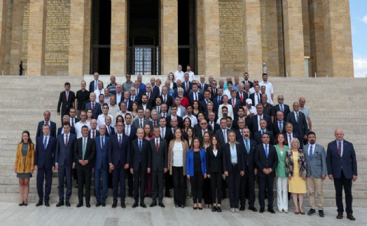 Kılıçdaroğlu ve parti yönetimi Anıtkabir’i ziyaret etti