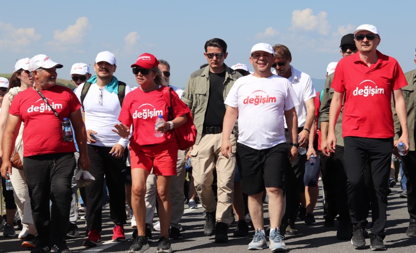 Tanju Özcan: Muhalefetin umudunu yeşertmek için yürüyoruz