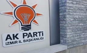 AK Parti'de 14 ilçe başkanı istifa etti