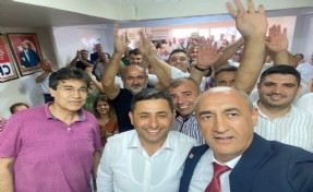 CHP Menemen’de Özbey yola çıktı